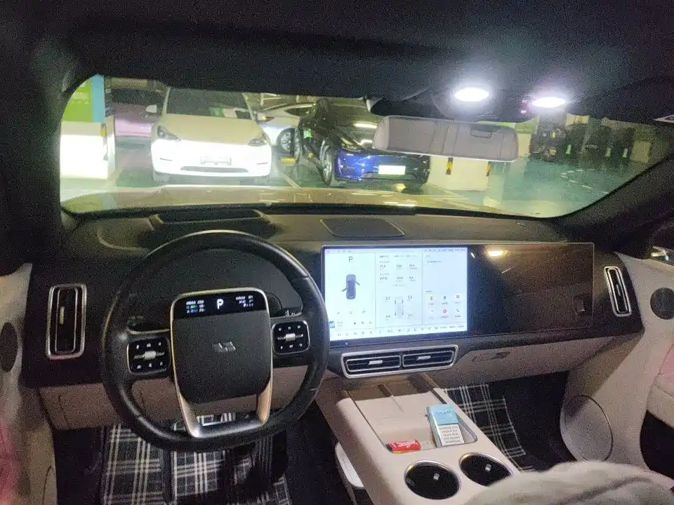 Li Auto Li L7 — миниатюра 5