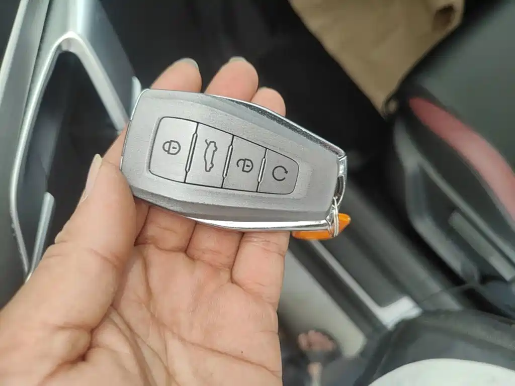 Geely Binyue — миниатюра 9
