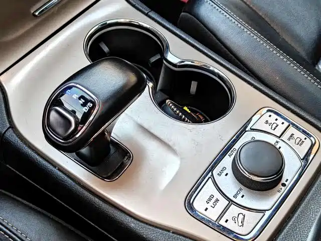 Jeep Grand Cherokee (Import) — миниатюра 10
