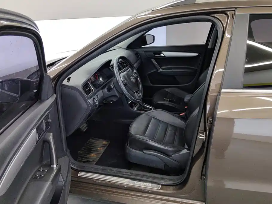 Volkswagen Gran Lavida — миниатюра 9