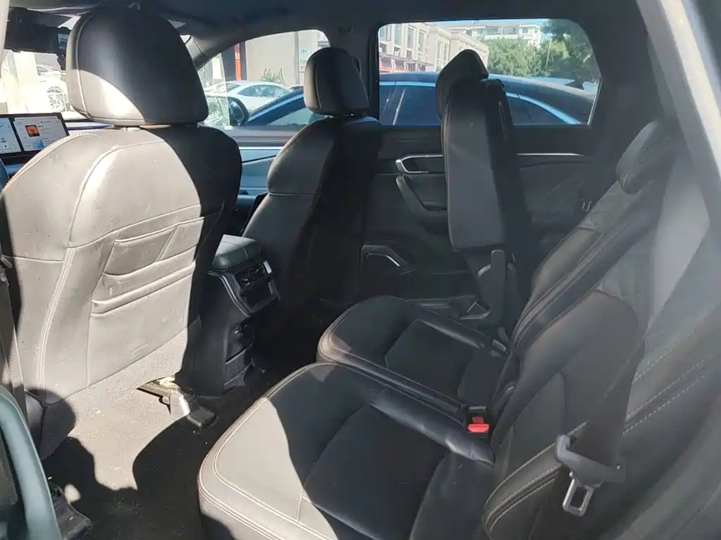 Geely Haoyue L — миниатюра 17