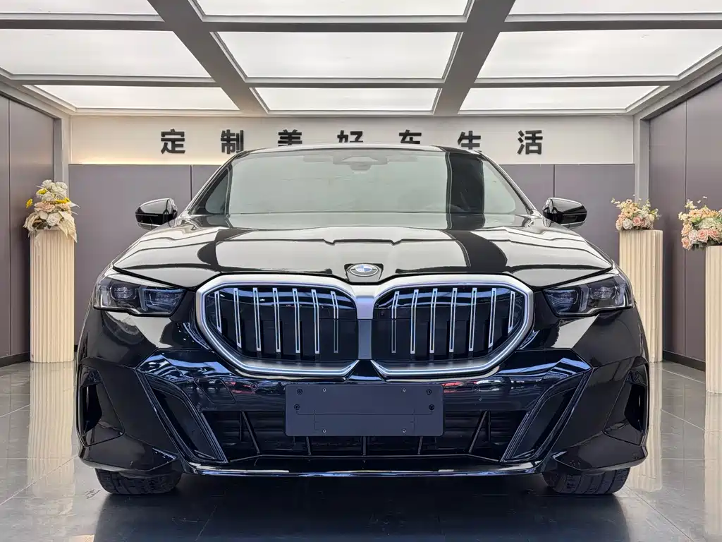 BMW 5 Series 5 2026 530Li Lead M Sport