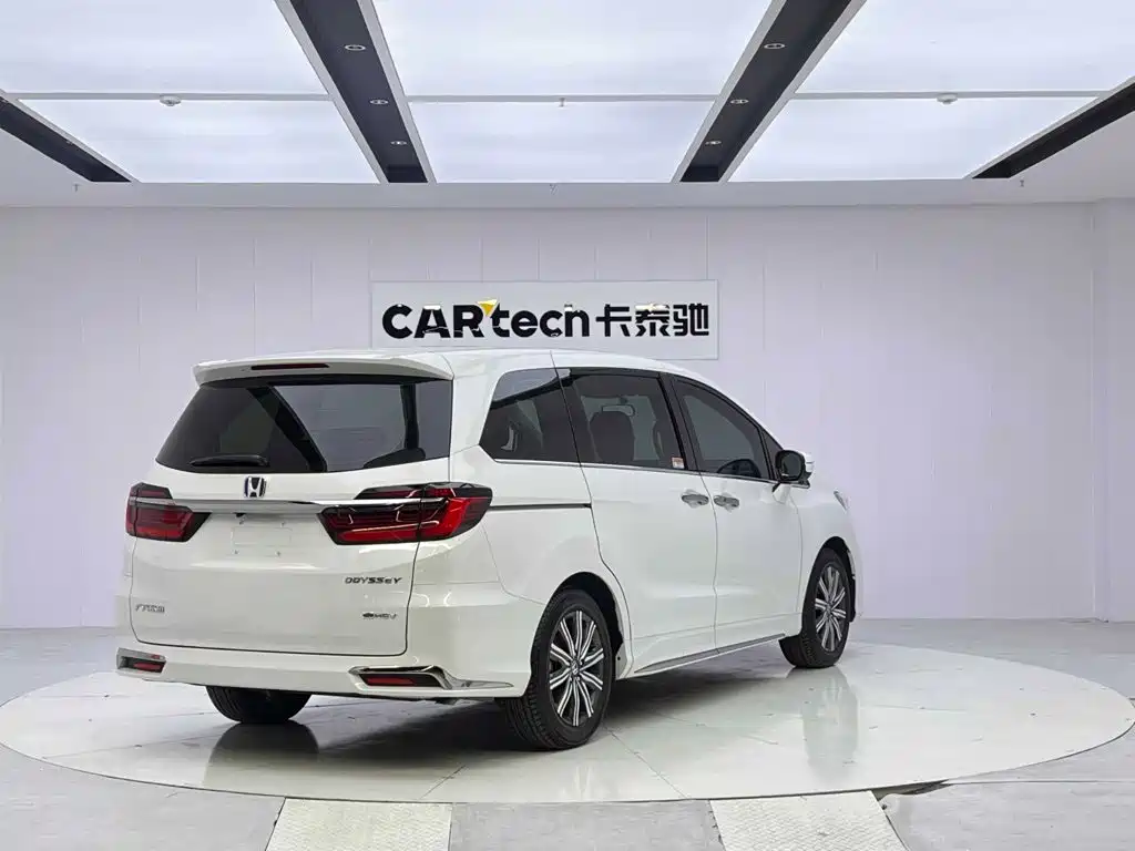 Honda Odyssey — миниатюра 5