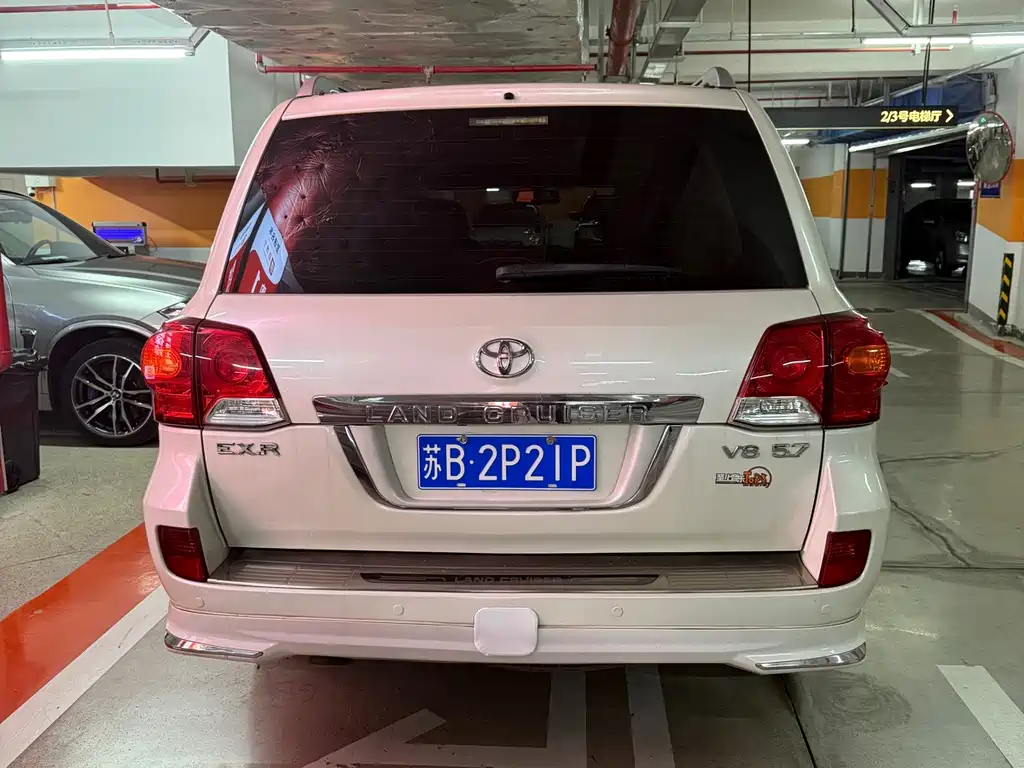 Toyota Land Cruiser — миниатюра 5