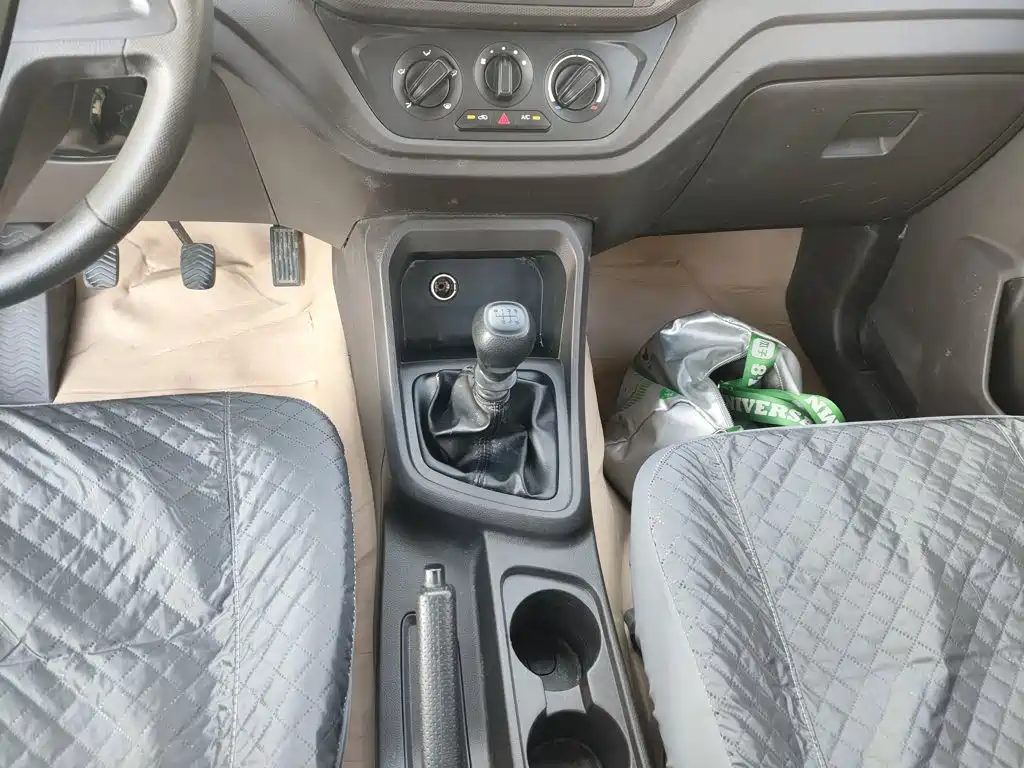 Wuling Hongguang V — миниатюра 14