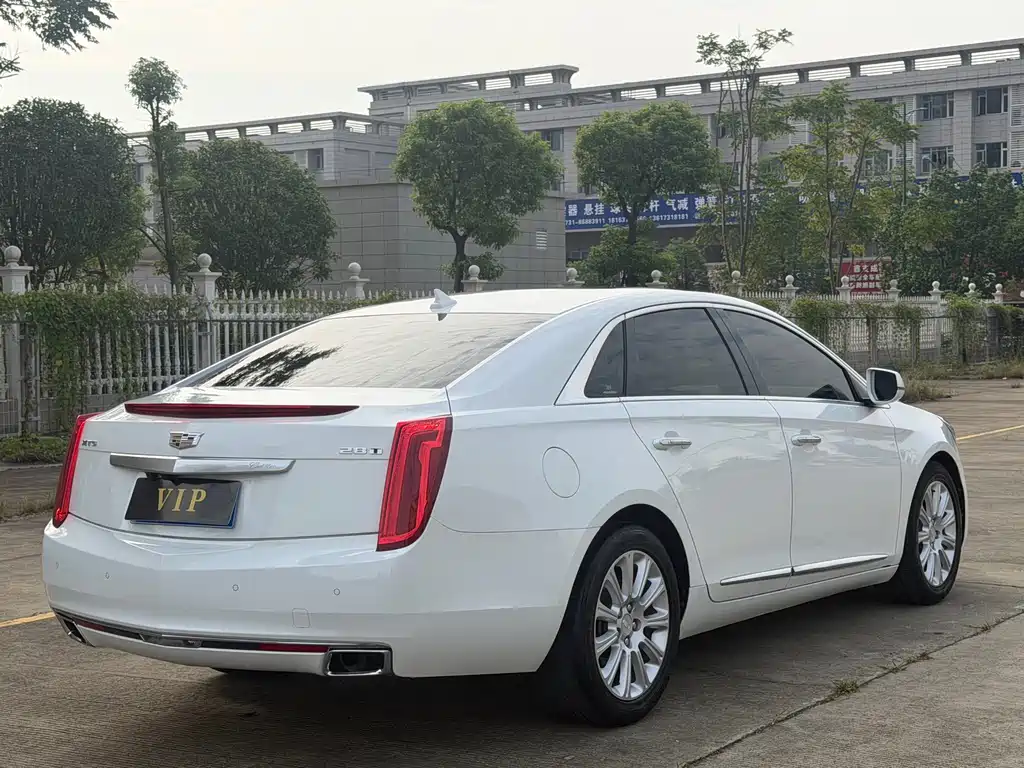 Cadillac XTS — миниатюра 4
