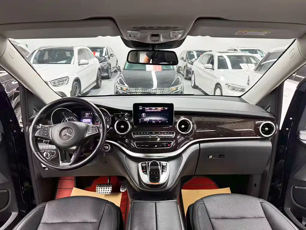 Mercedes-Benz V-Class — миниатюра 9