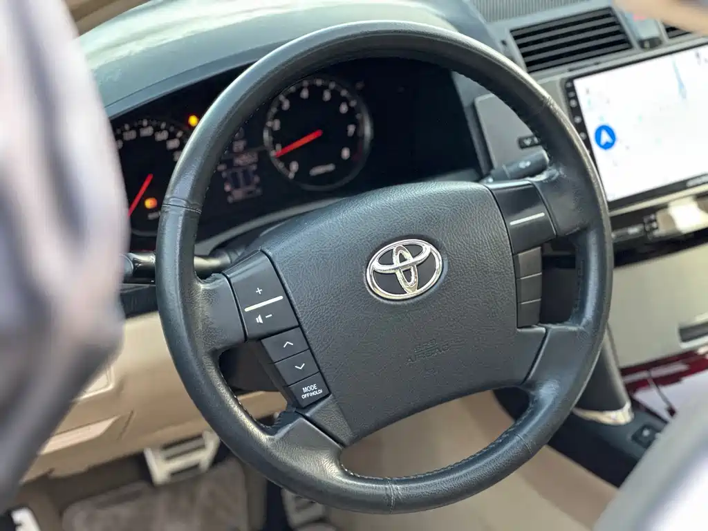 Toyota Reiz — миниатюра 4