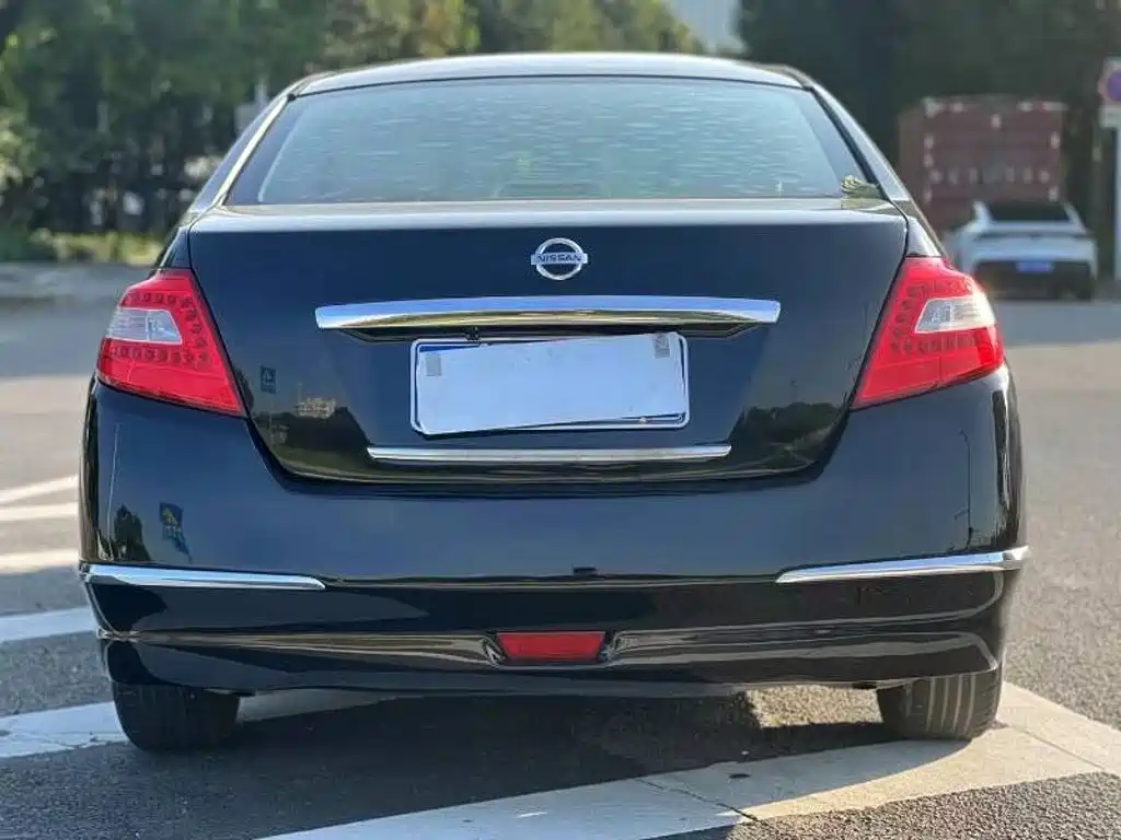 Nissan Teana — миниатюра 8