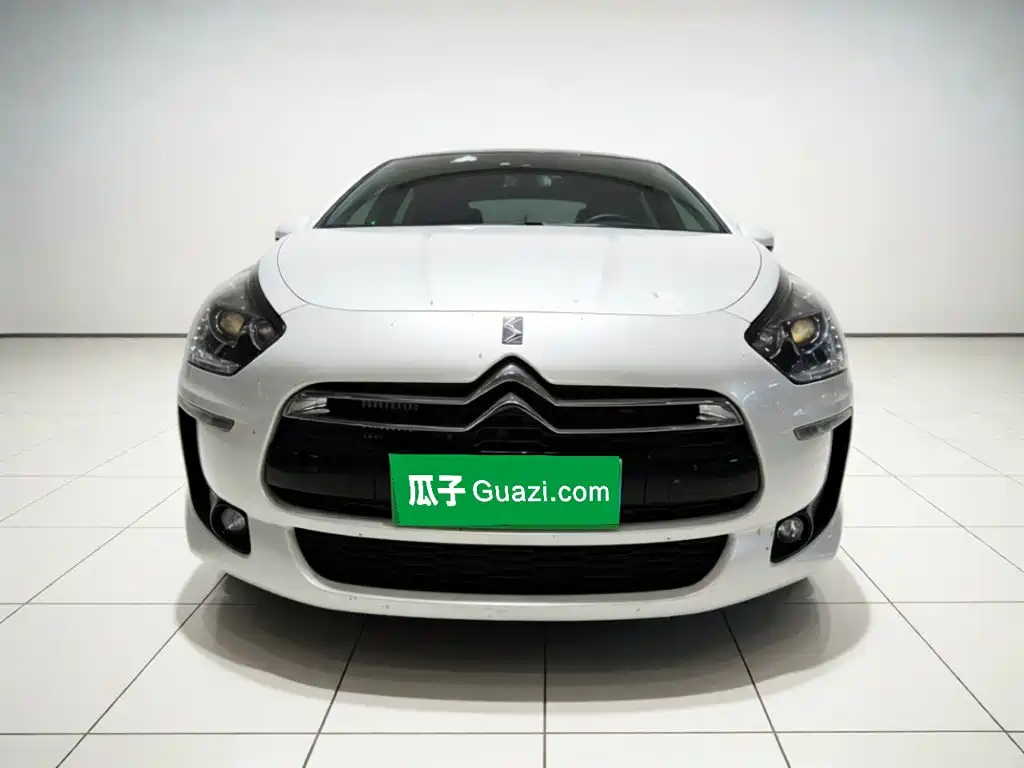 DS DS 5 — миниатюра 2