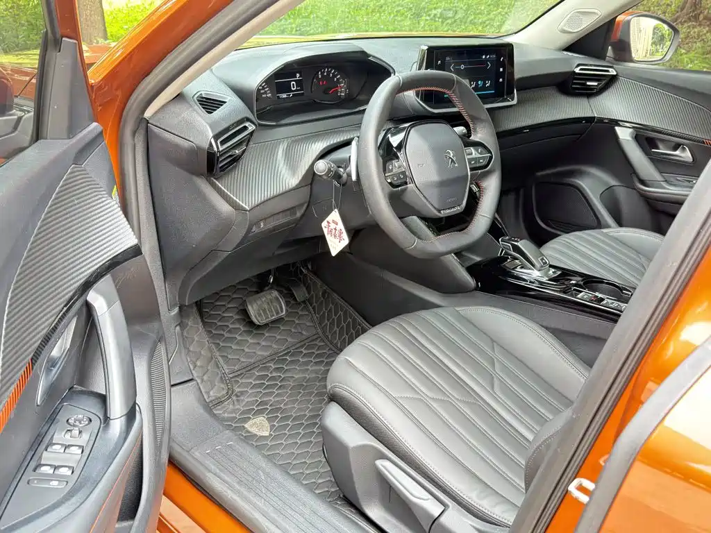 Peugeot 2008 — миниатюра 16