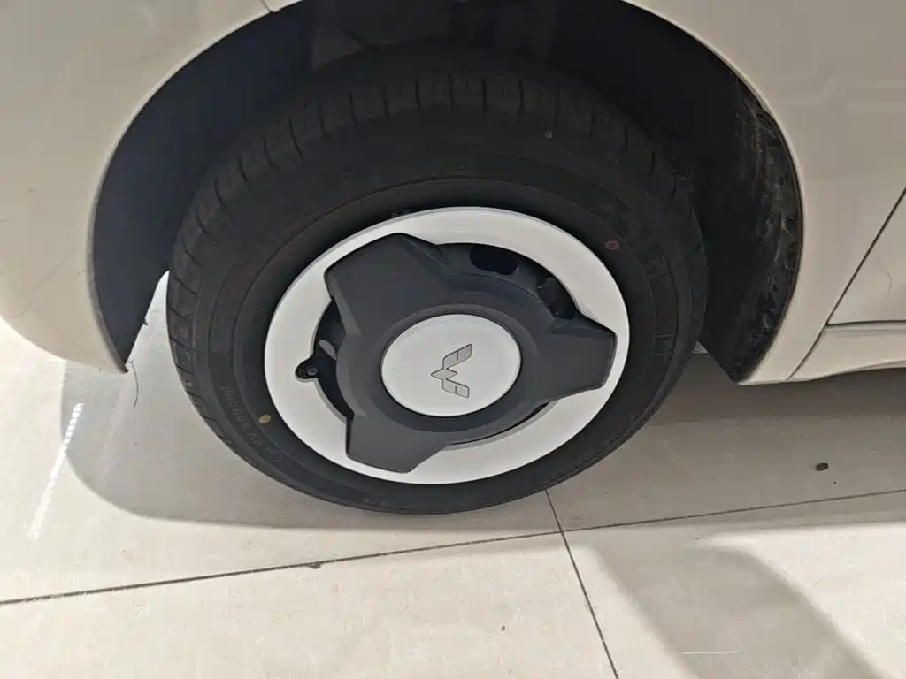 Wuling MINIEV — миниатюра 23