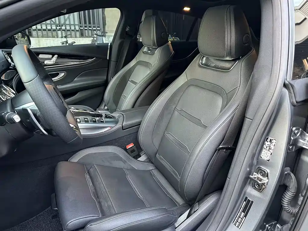 MERCEDES-BENZ AMG GT