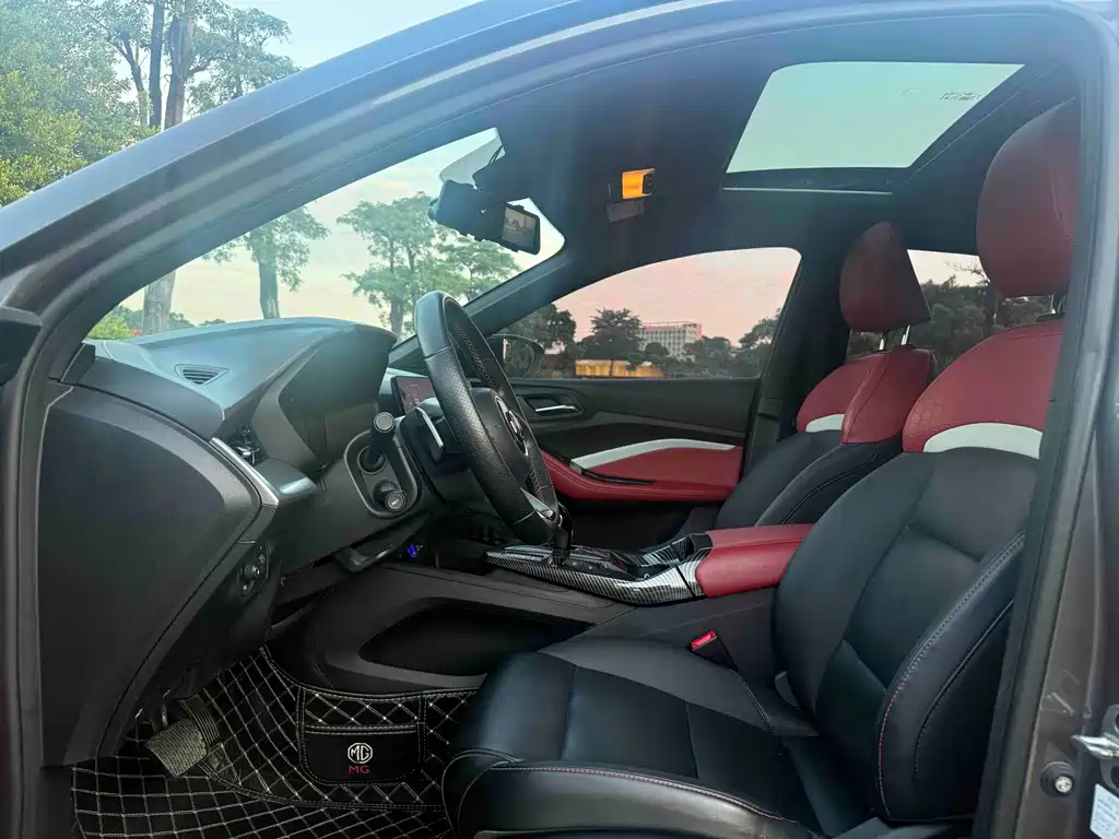 MG MG5 — миниатюра 4