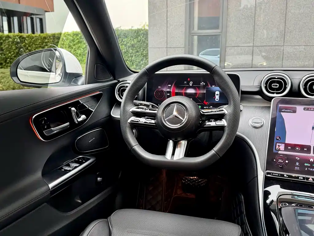 MERCEDES-BENZ C CLASS