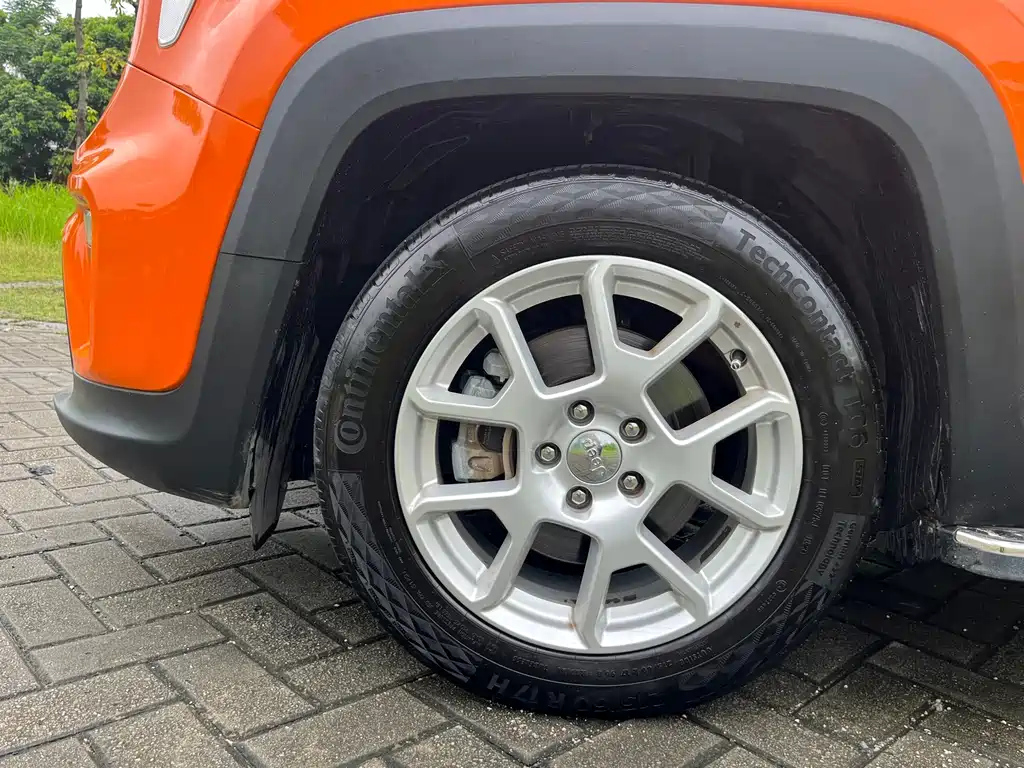 Jeep Renegade — миниатюра 16