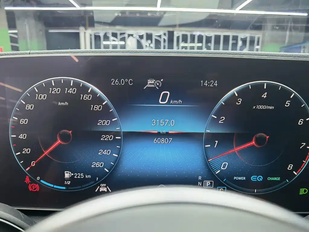 Mercedes-Benz GLS — миниатюра 23