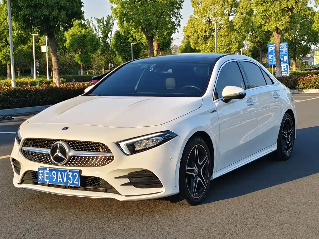 Mercedes-Benz A-Class A 2019 A 200 L Sport
