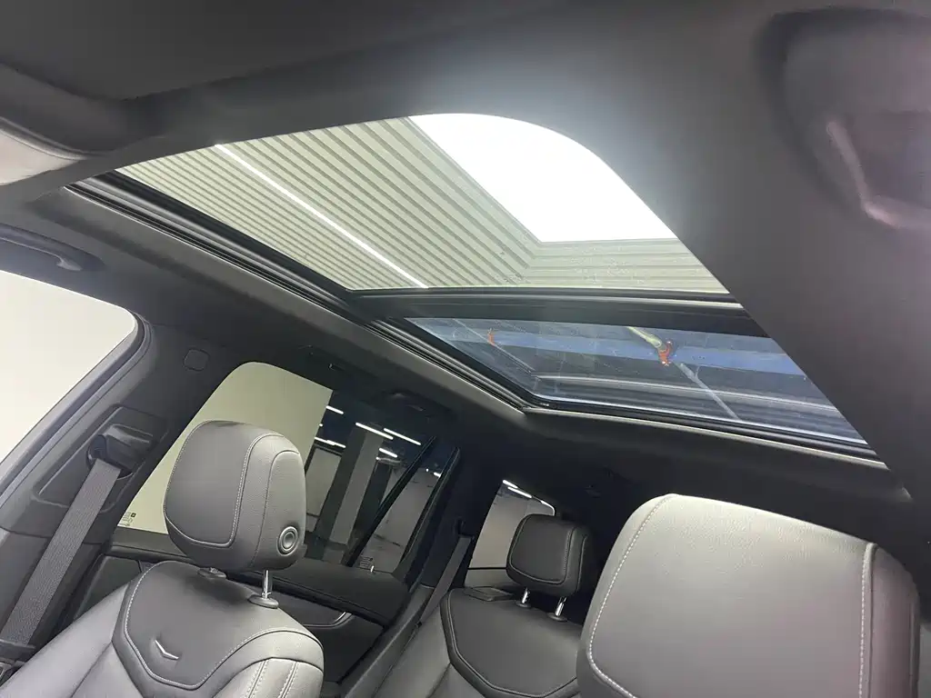 Cadillac XT6 — миниатюра 14