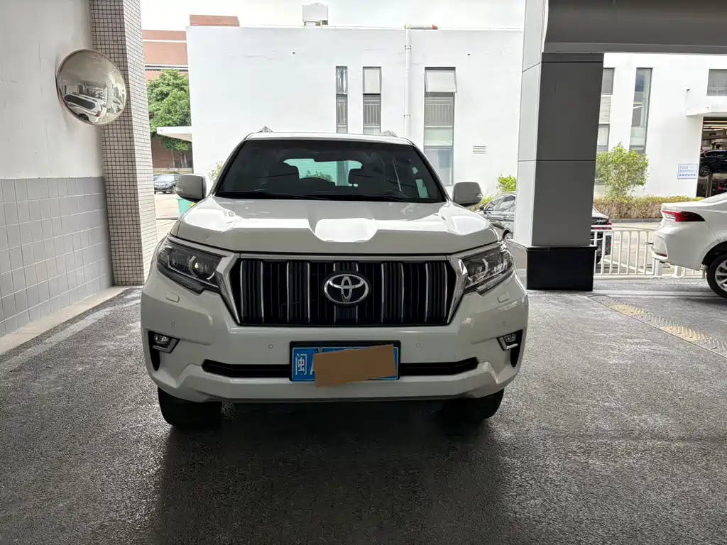 Toyota Prado — миниатюра 2