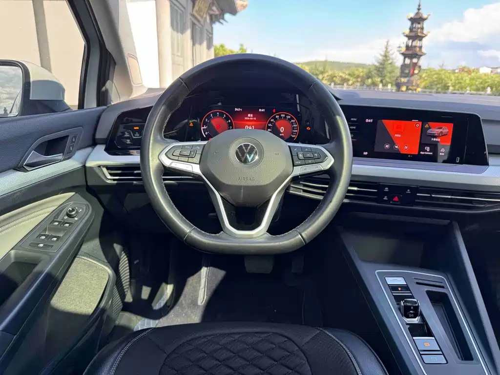 Volkswagen Golf — миниатюра 16