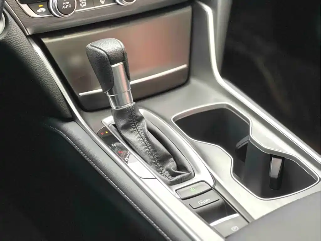 Honda Accord — миниатюра 4