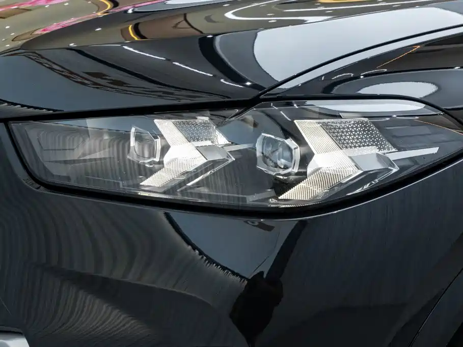 BMW X5 — миниатюра 8