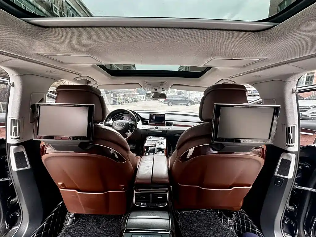Audi A8 — миниатюра 8