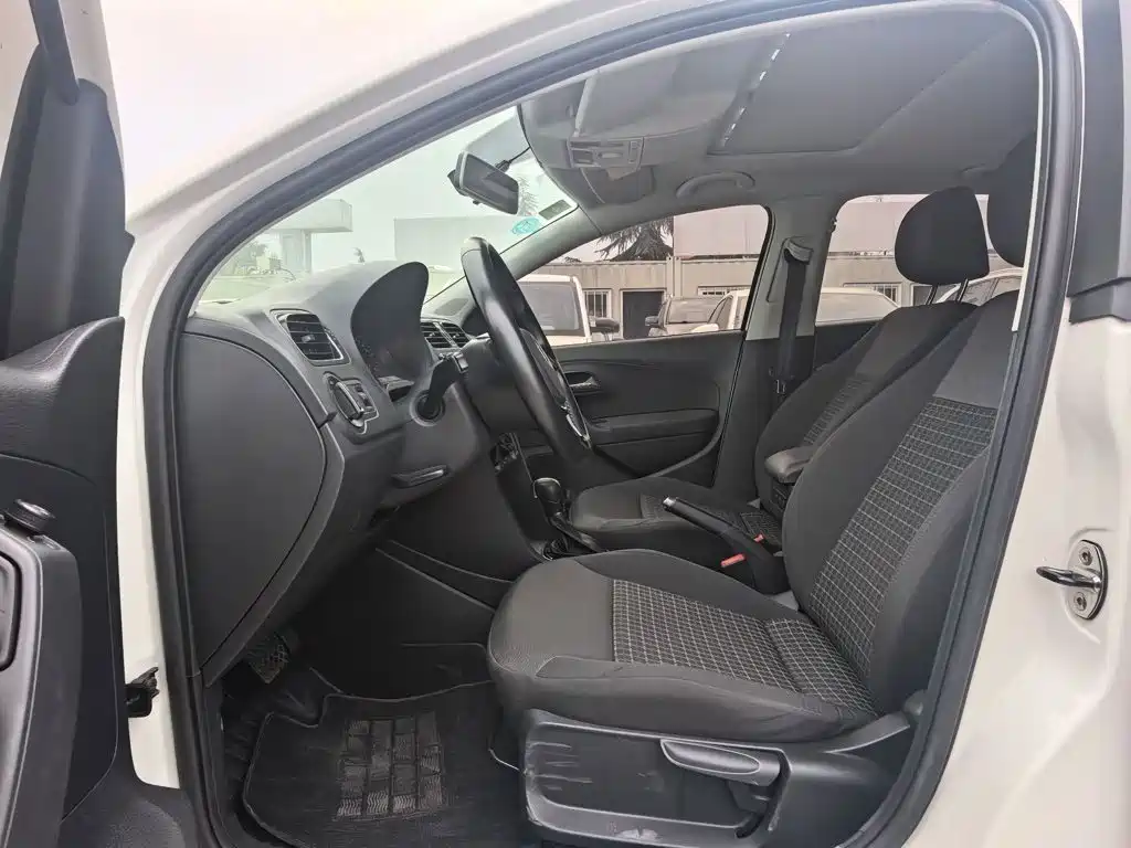 Volkswagen Polo — миниатюра 9