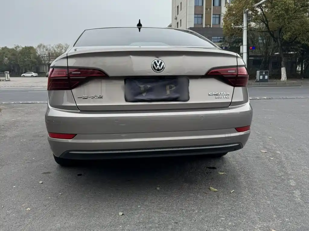 Volkswagen Sagitar — миниатюра 12