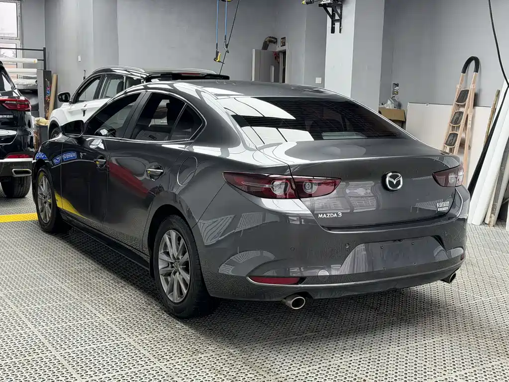 MAZDA 3 ANGKESAILA