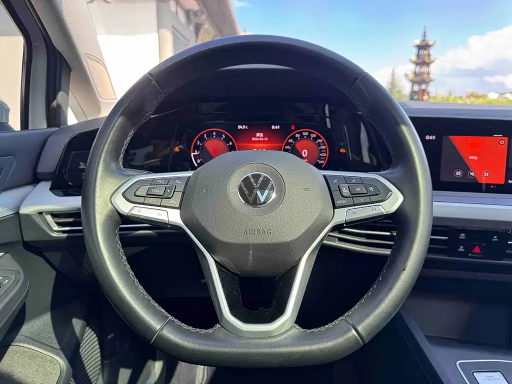 Volkswagen Golf — миниатюра 15