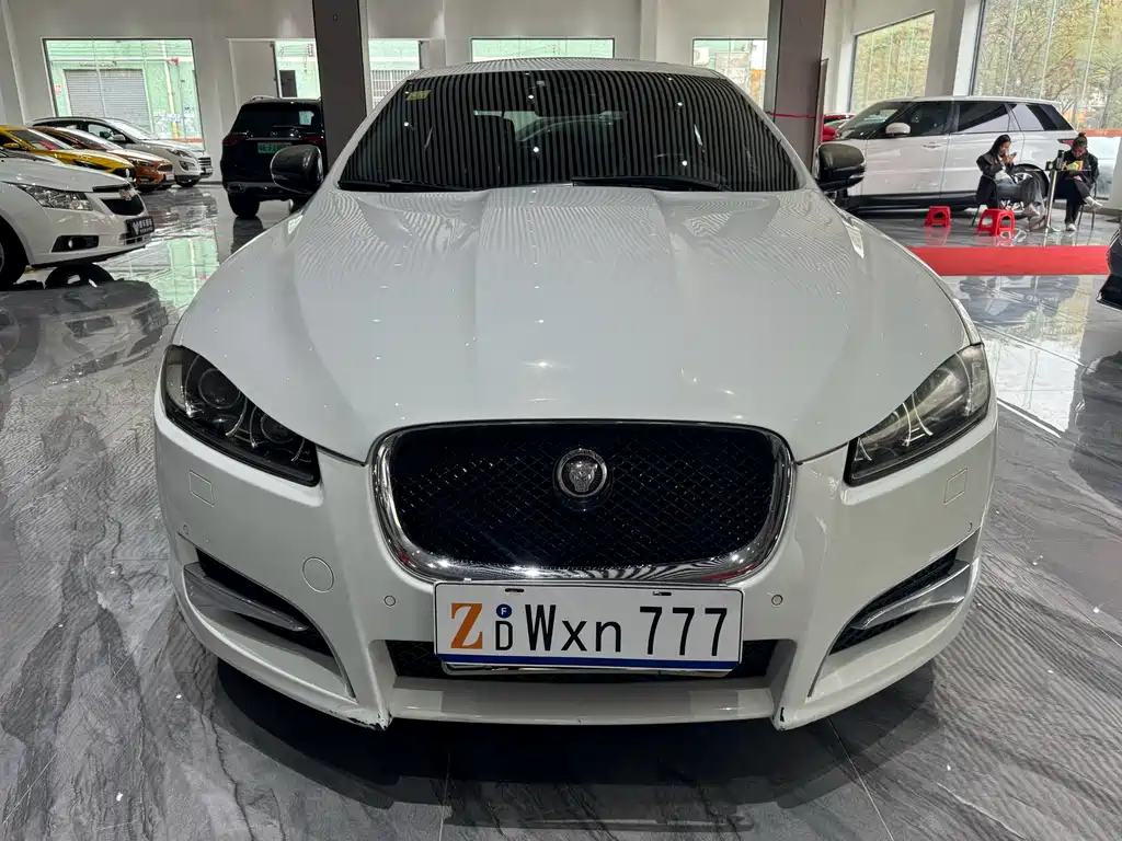 Jaguar XF 2015 XF 3.0 SC R-Sport Luxury