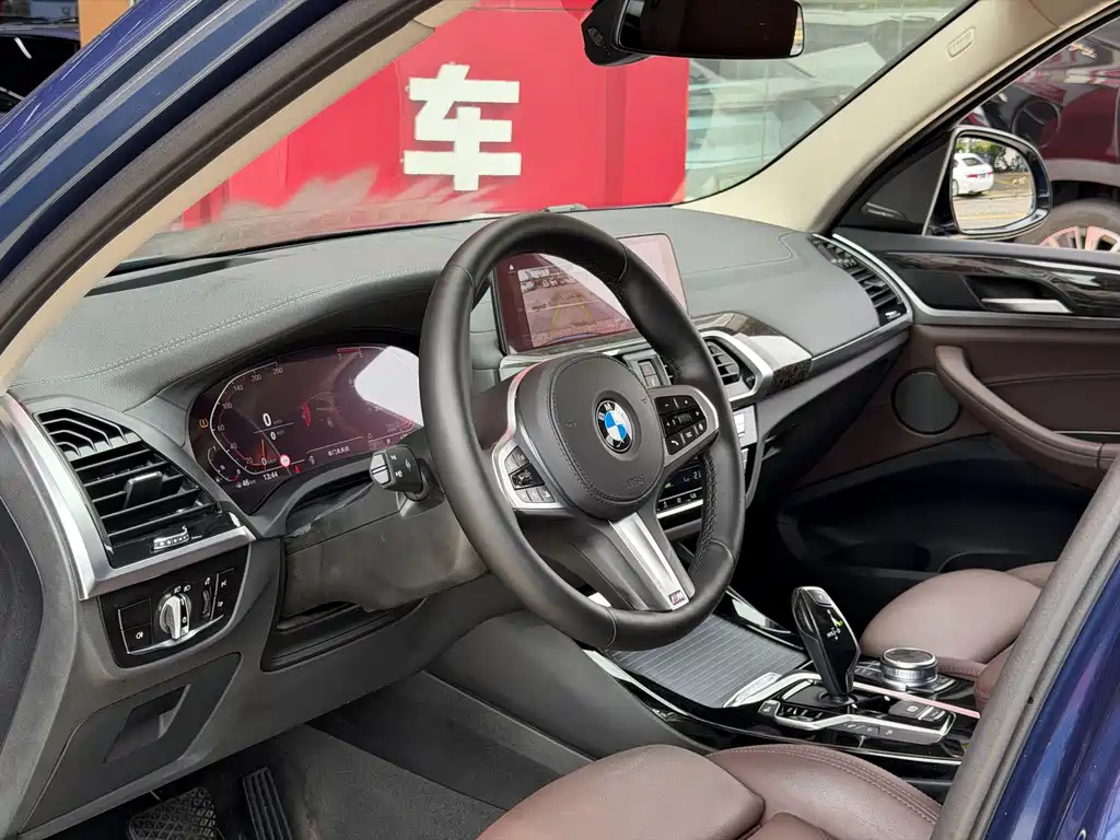 BMW X3 — миниатюра 11