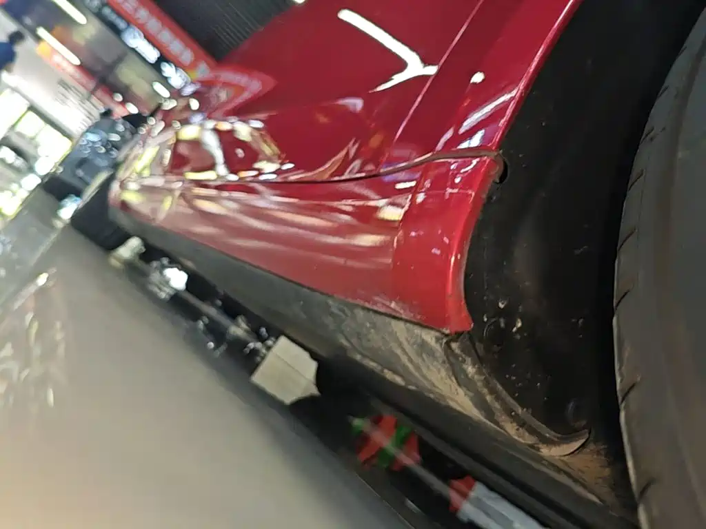 Tesla Model 3 — миниатюра 21