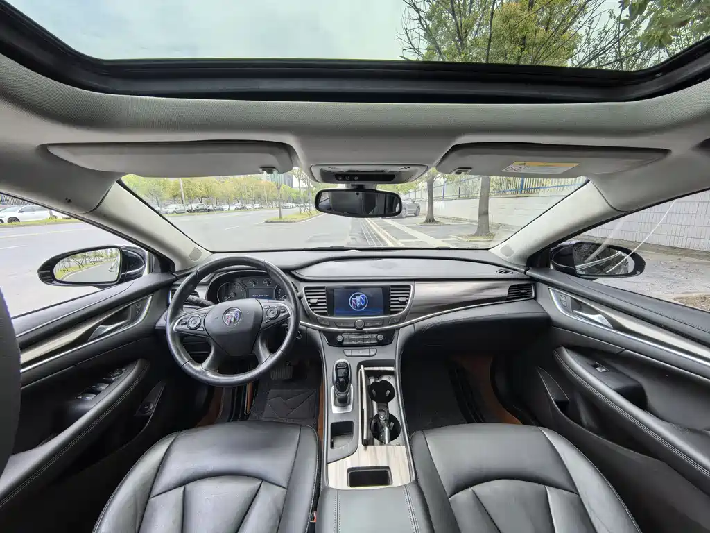 Buick LaCrosse 2022 652T Luxury