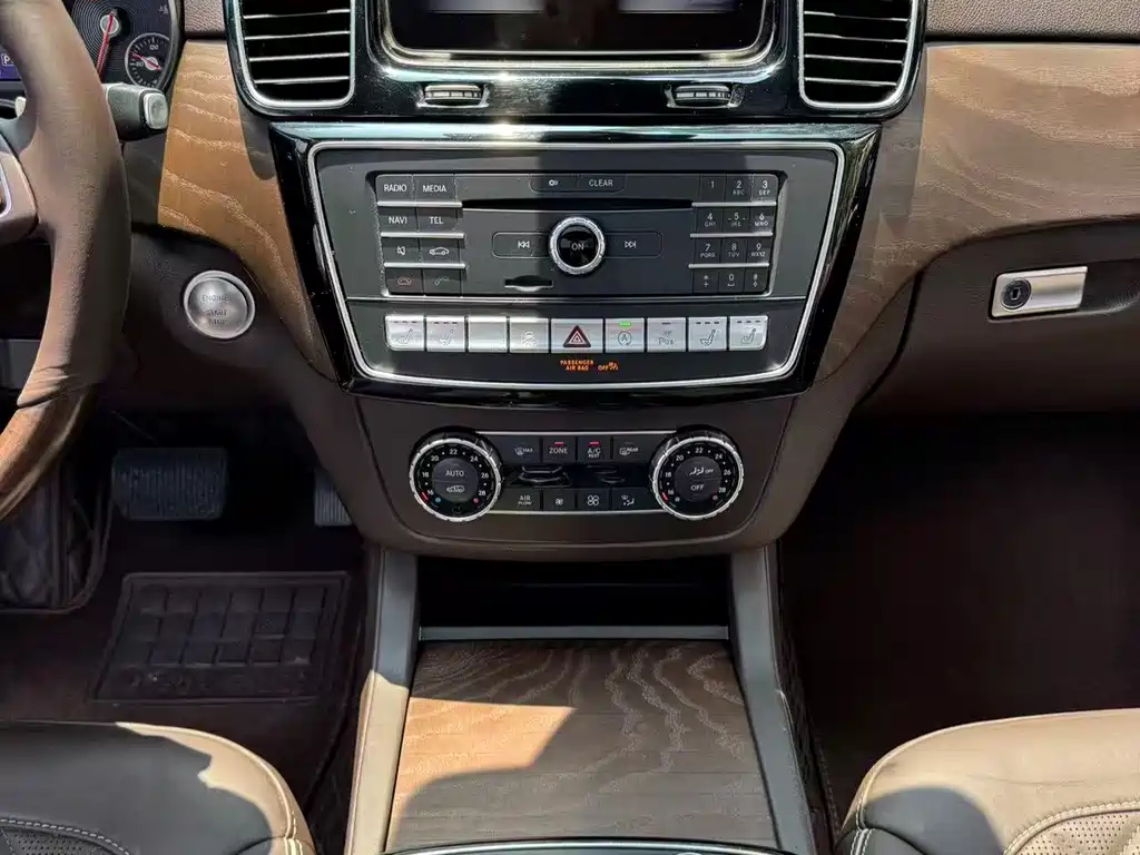 Mercedes-Benz GLS — миниатюра 14