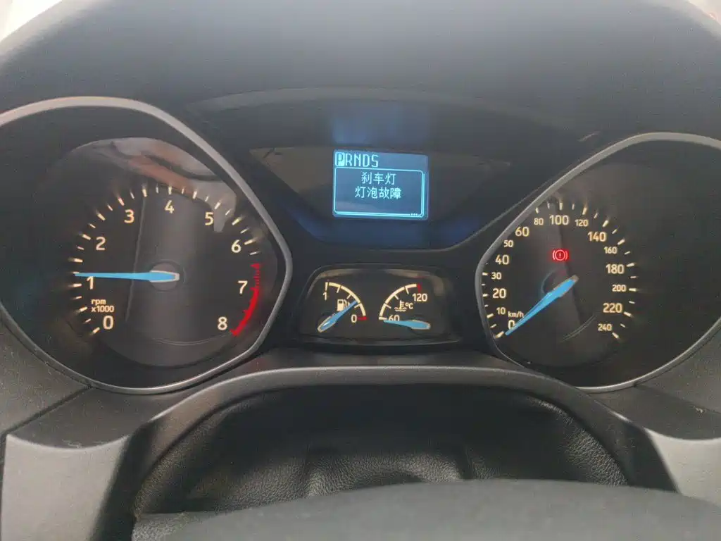 Ford Focus — миниатюра 7