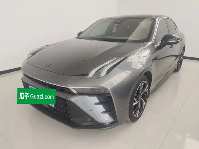 2023 Lynk & Co 03
