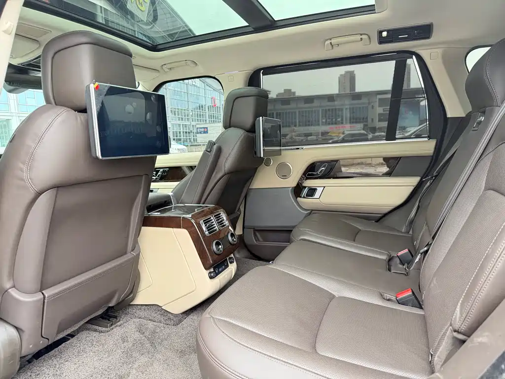 LAND ROVER RANGE ROVER