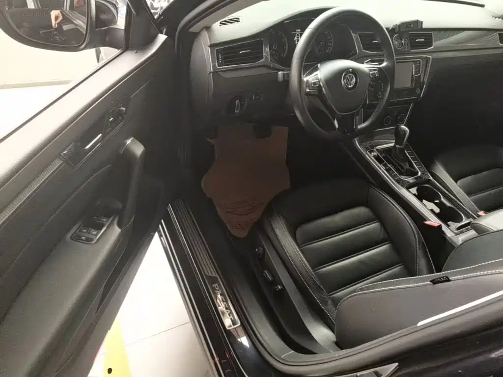 Volkswagen Passat — миниатюра 16