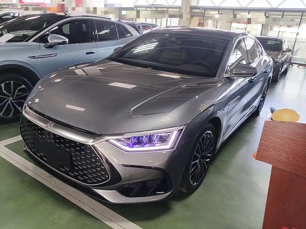 BYD Han — миниатюра 2