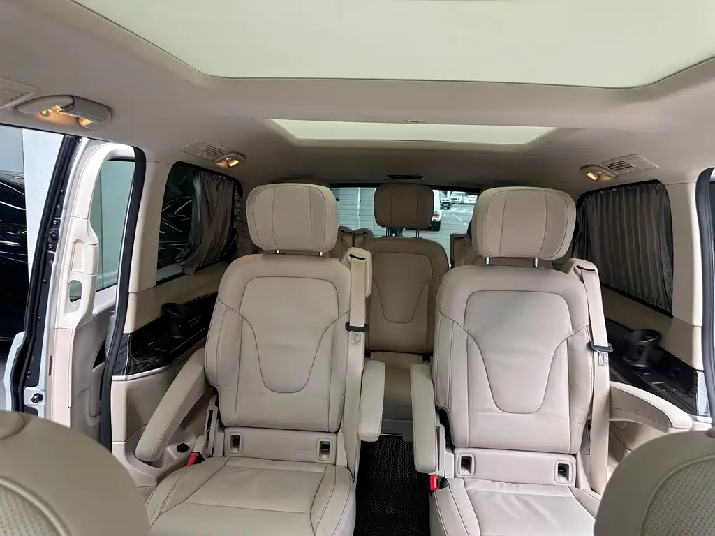 MERCEDES-BENZ V CLASS