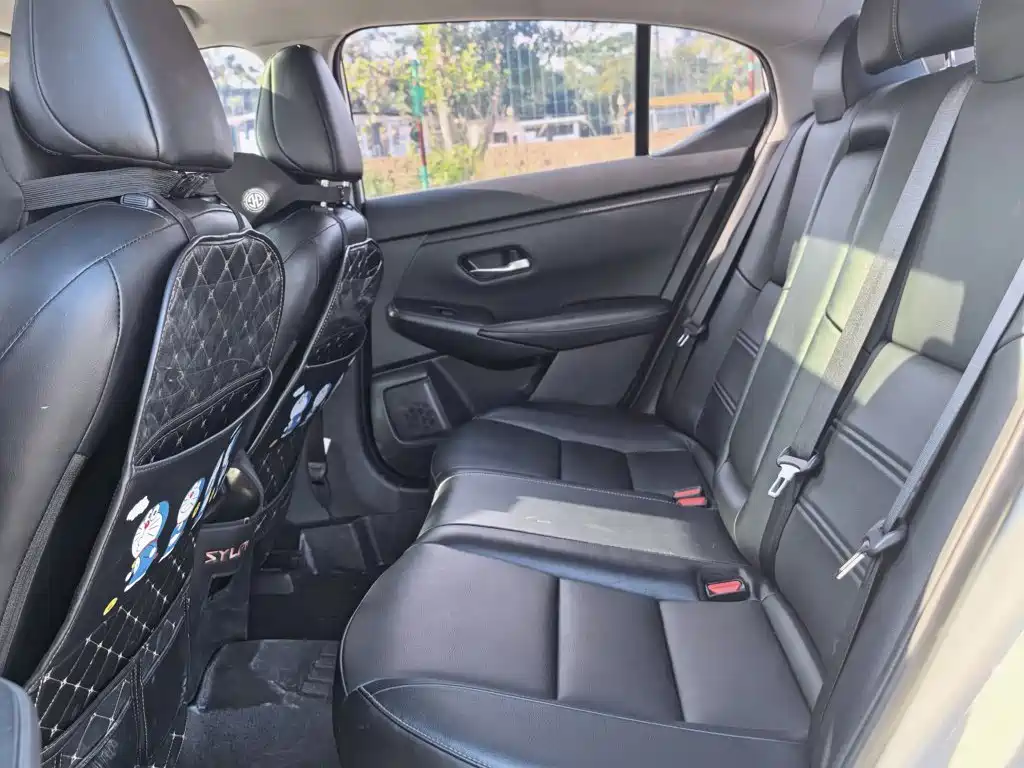 Nissan Sylphy — миниатюра 5
