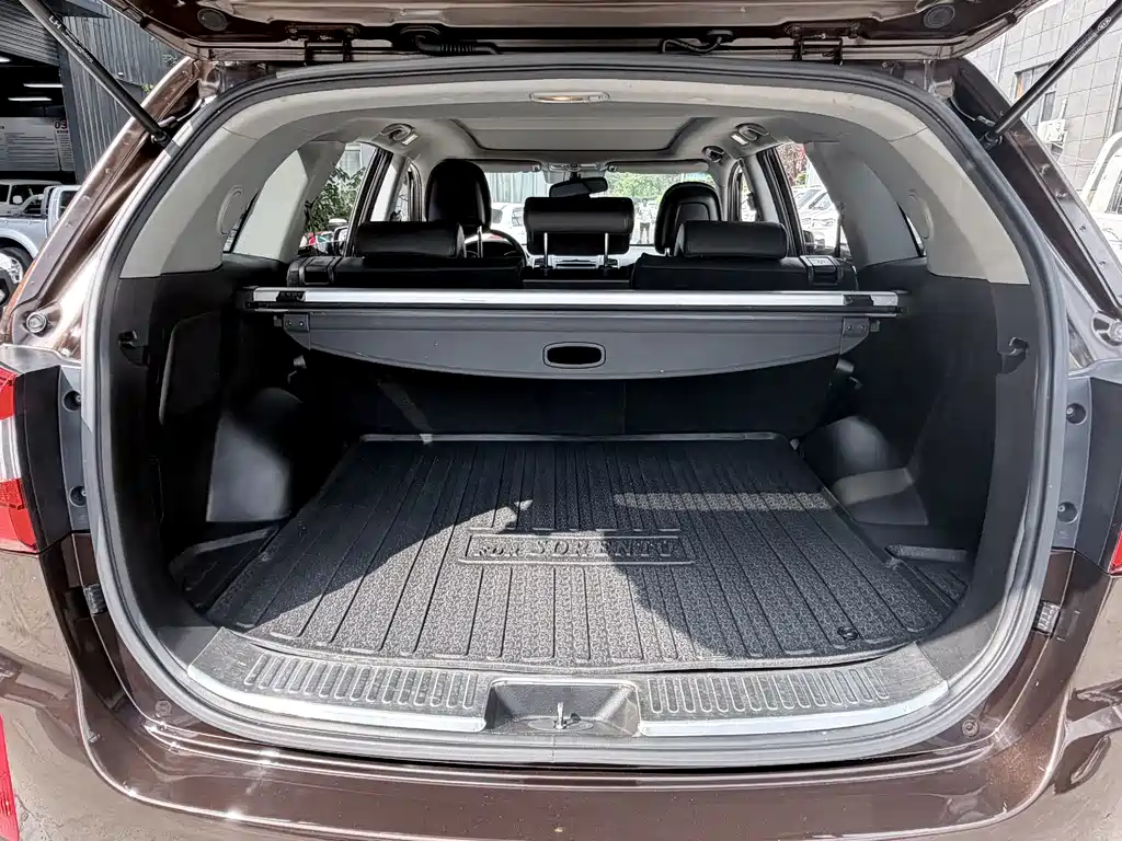 Kia Sorento — миниатюра 10