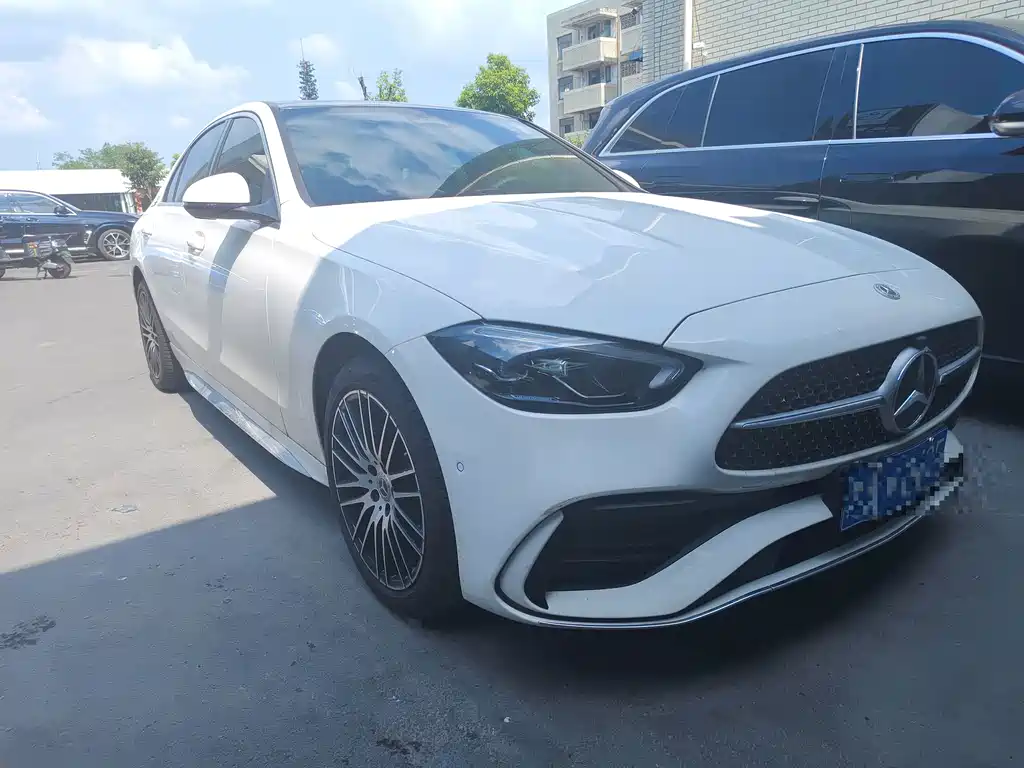 Mercedes-Benz C-Class — миниатюра 3