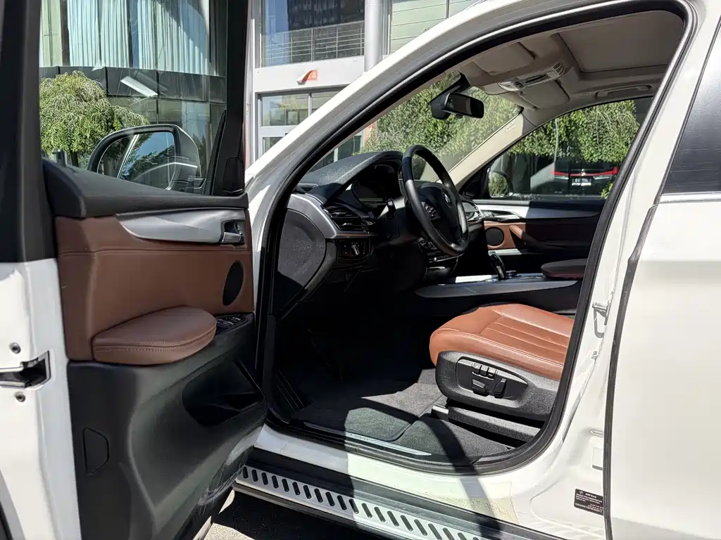 BMW X5 (Import) — миниатюра 7
