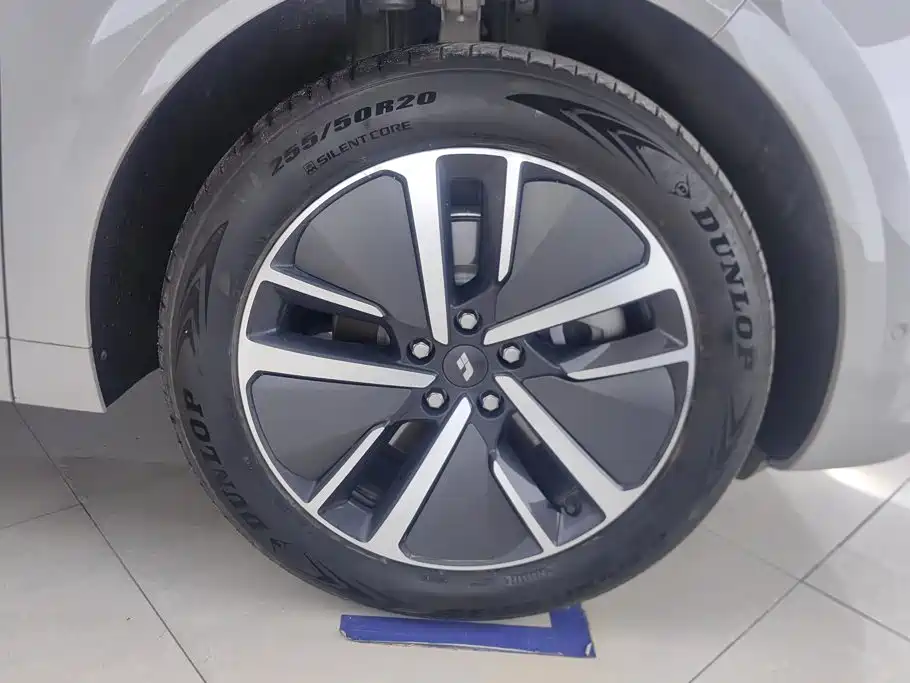 Li Auto Li L6 — миниатюра 6