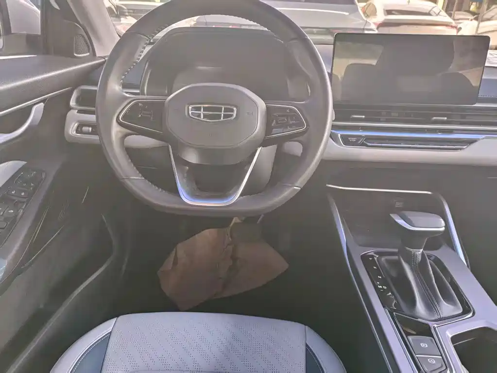 Geely Emgrand — миниатюра 6