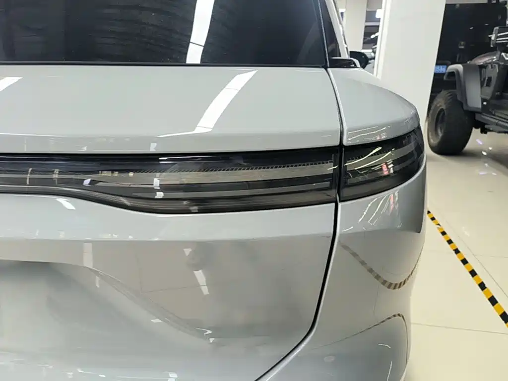 NIO ES8 — миниатюра 8
